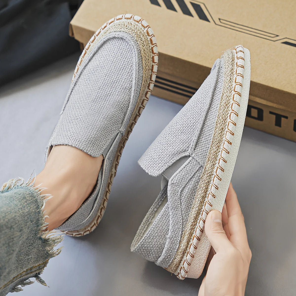 Atmungsaktive Herren Slipper – Bequeme und Modische Schuhe